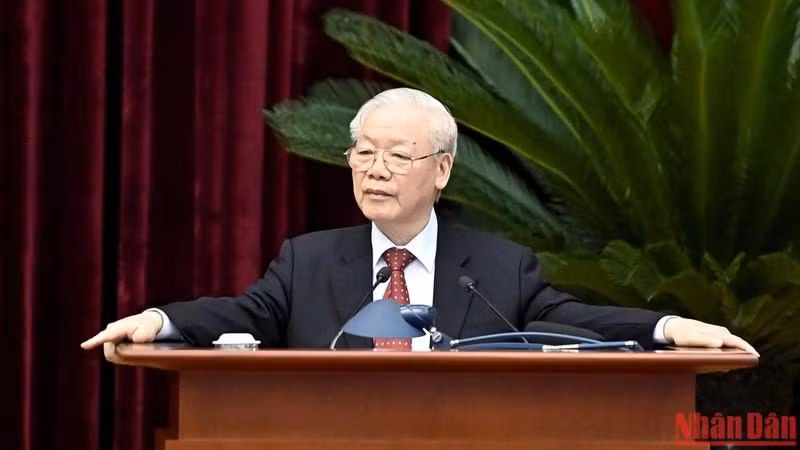 越共中央总书记阮富仲发表讲话。（登科 摄）