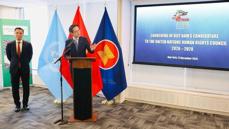 越南常驻美国纽约联合国代表团，越南外交部副部长杜雄越通知越南再次竞选2026-2028年任期联合国人权理事会成员。