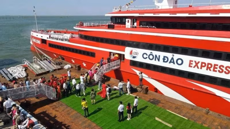 头顿-昆岛高速客船。