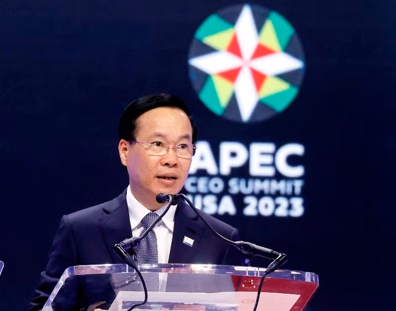 越南国家主席武文赏在APEC工商领导人峰会上发表讲话。