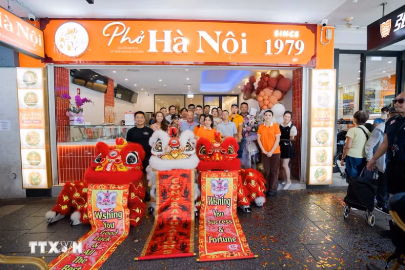 “河内河粉1979”（Phở Hà Nội 1979）餐厅12月2日在澳大利亚悉尼市中心开业。（图片来源：越通社）