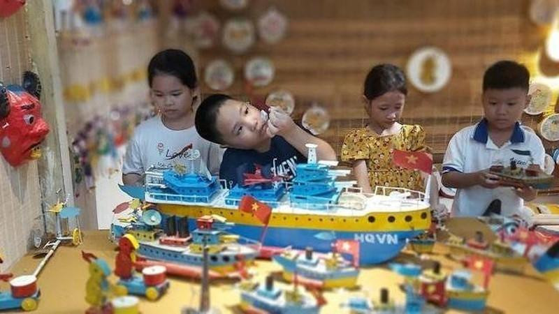 附图。