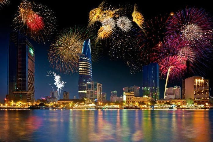 附图：胡志明市除夕夜烟花秀将在8个地点举行。