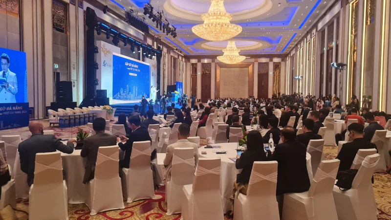 “2024年相会岘港”活动场景。