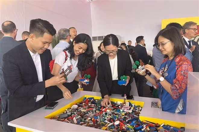 丹麦乐高集团生产厂总投资超过13亿美元，预计将雇用约4000名员工。