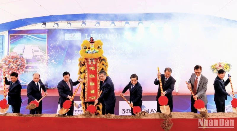 太平省总额4500万美元的电脑及周边设备生产厂动工兴建。