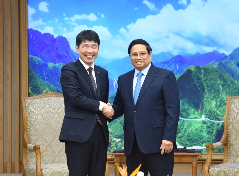 越南政府总理范明正会见日本群马县知事。