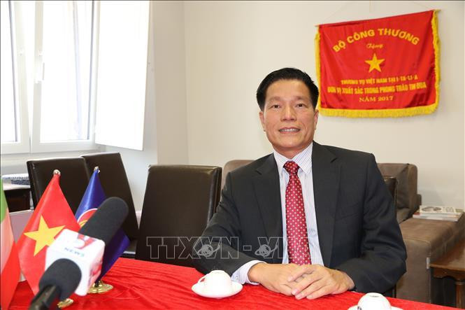 越南驻意大利大使馆商务参赞阮德青。（图片来源：越通社）