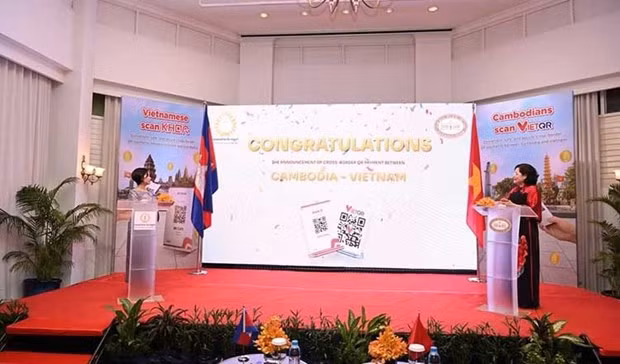 越柬跨境扫码支付服务系统亮相仪式。