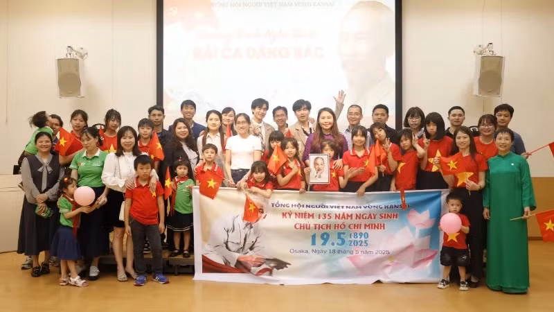 通过此次比赛，组委会希望孩子们不仅能够提升艺术鉴赏能力，还能更加深入地了解祖国家乡和敬爱的胡志明主席。