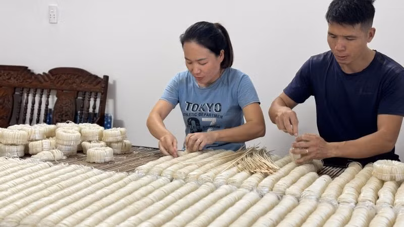 谅山省文关县农民生产清洁农产品。（图片来源：HNV）