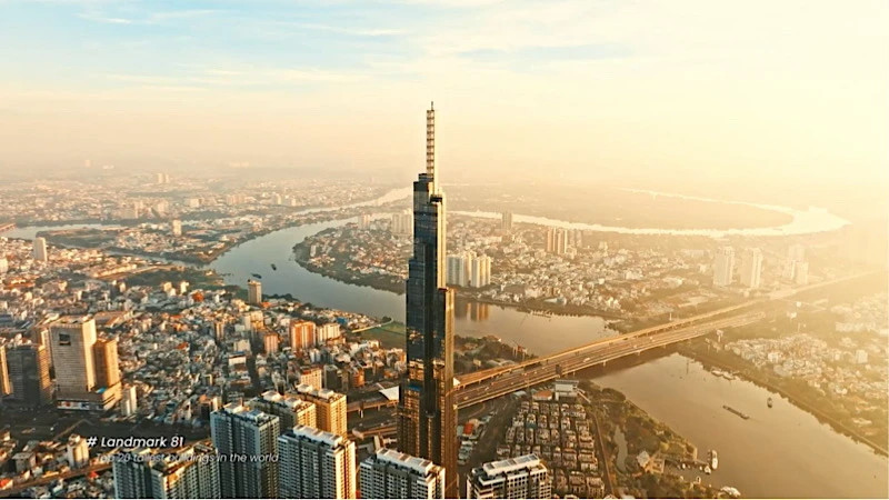 这部短片展现了2025年的胡志明市——一座现代、充满活力、快速发展的城市。