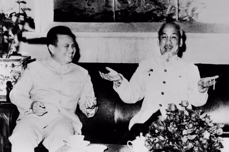 胡志明主席永远活在国际友人心目中【组图】 ảnh 2