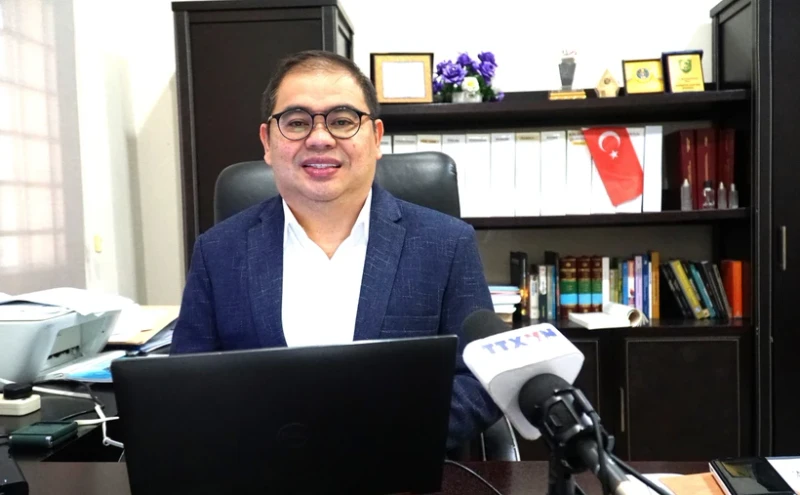 马来亚大学的阿旺·阿兹曼教授。（图片来源：越通社）