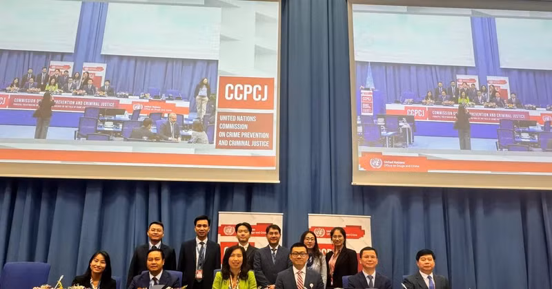 越南代表团出席联合国预防犯罪和刑事司法委员会第34届会议。（图片来源：越通社）