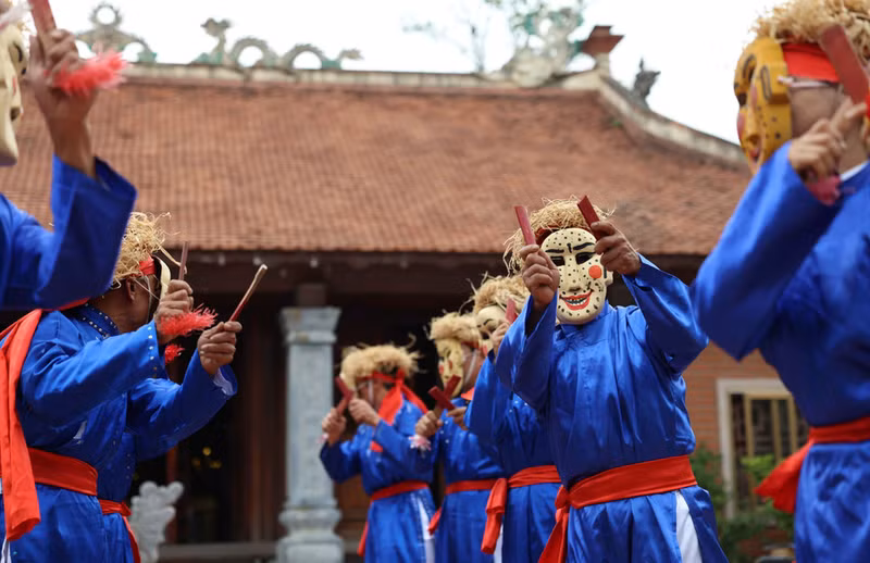 清化省春普（Xuân Phả）舞蹈——越南国家级非物质文化遗产之一。