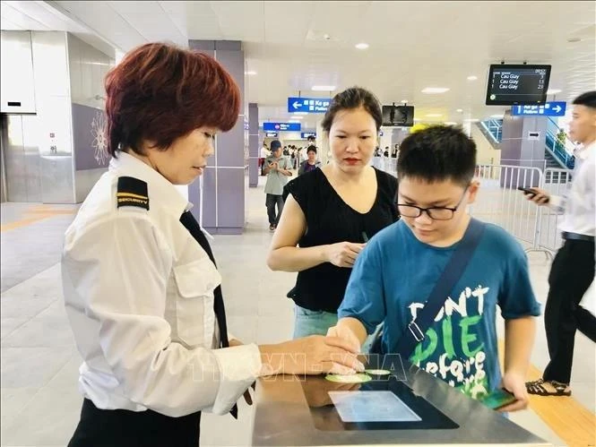 预计从2025年9月2日起，联通公交电子票系统将正式启用。（图片来源：越通社）