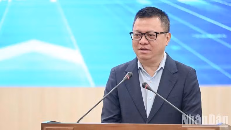 《人民报》社总编辑、党委书记黎国明同志。（裴江 摄）