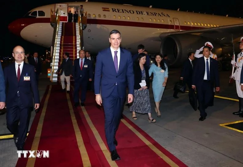 应越南政府总理范明正的邀请，西班牙首相佩德罗·桑切斯于2025年4月8日至10日对越南进行正式访问。（图片来源：越通社）