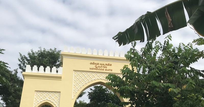 摩洛哥门已在河内巴维县坦岭乡存在了六十多年。