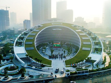 附图。