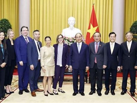双方代表合影。