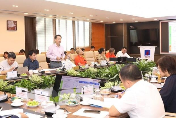 越南石油勘探开采总公司副总经理阮善宝作报告。