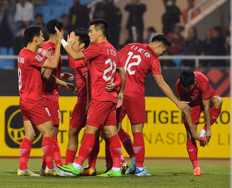 越南球员为进球庆祝。