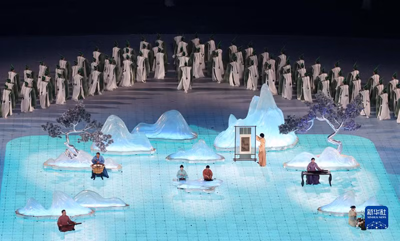 闭幕式上的文艺演出。