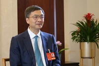 中国广西壮族自治区党委书记陈刚接受本报驻华记者采访。