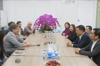 Deep C工业园区领导高度评价海防市的投资环境。（图片来源：越通社）