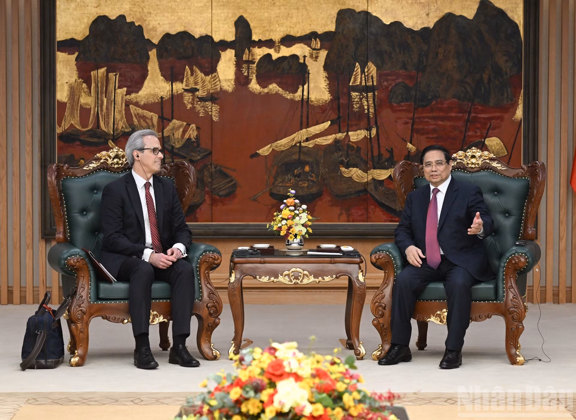 范明正总理会见欧盟委员会打击IUU捕捞检查团团长费尔南多·安德烈森·吉马良斯。