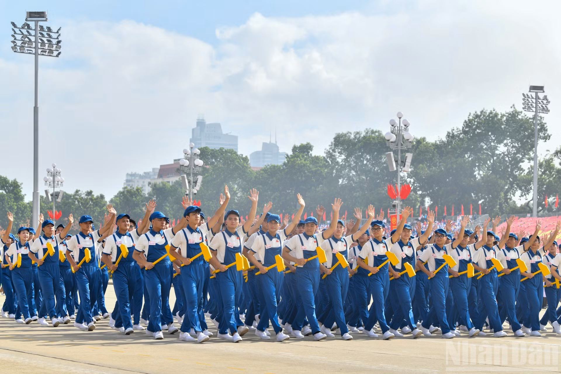 越南工人方阵。