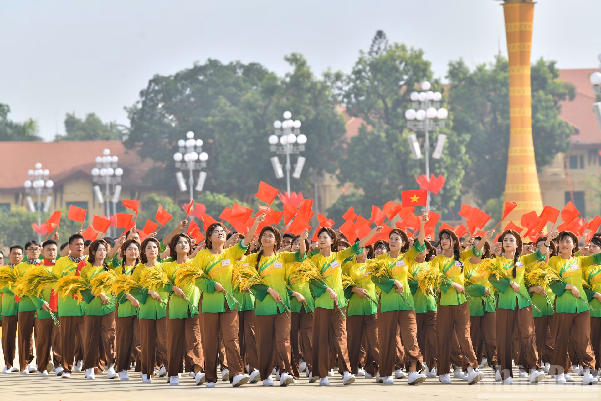 越南农民方阵。