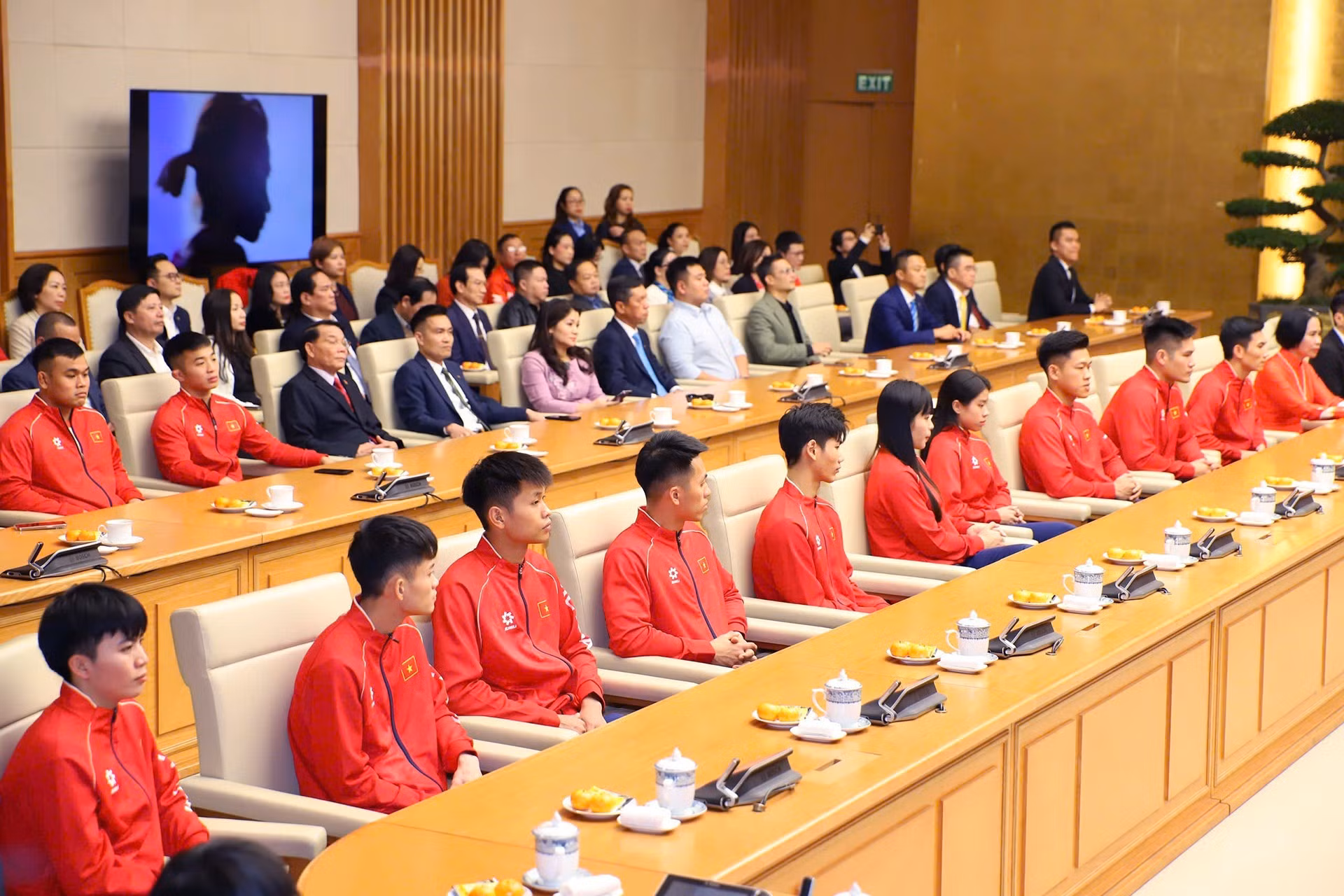 参加第33届东南亚运动会的运动员和教练员。