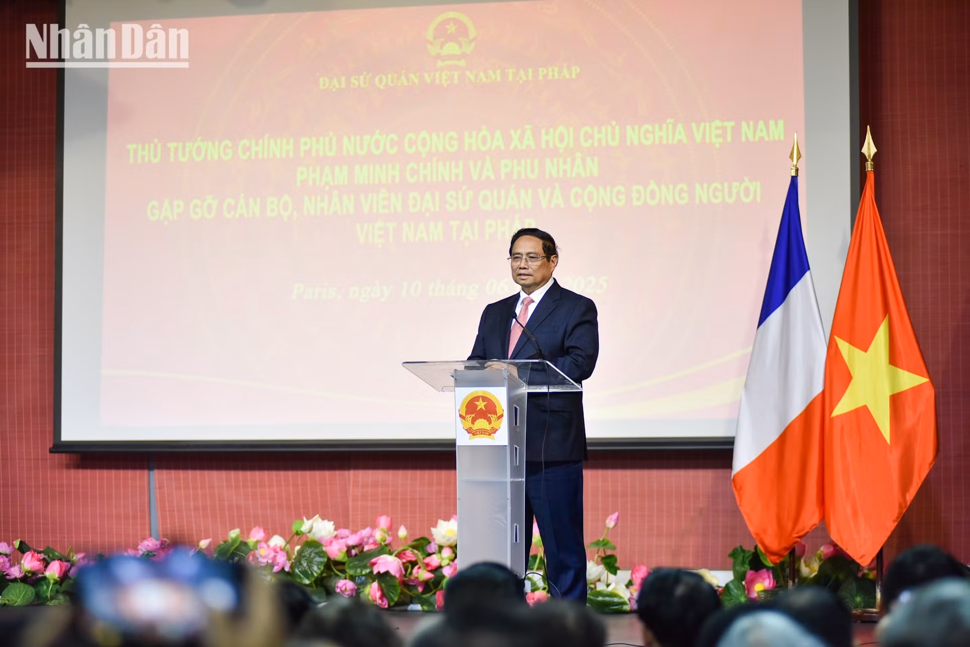 范明正总理在讲话中强调，党和国家始终将海外越南人社群视为越南民族共同体不可分割的一部分。