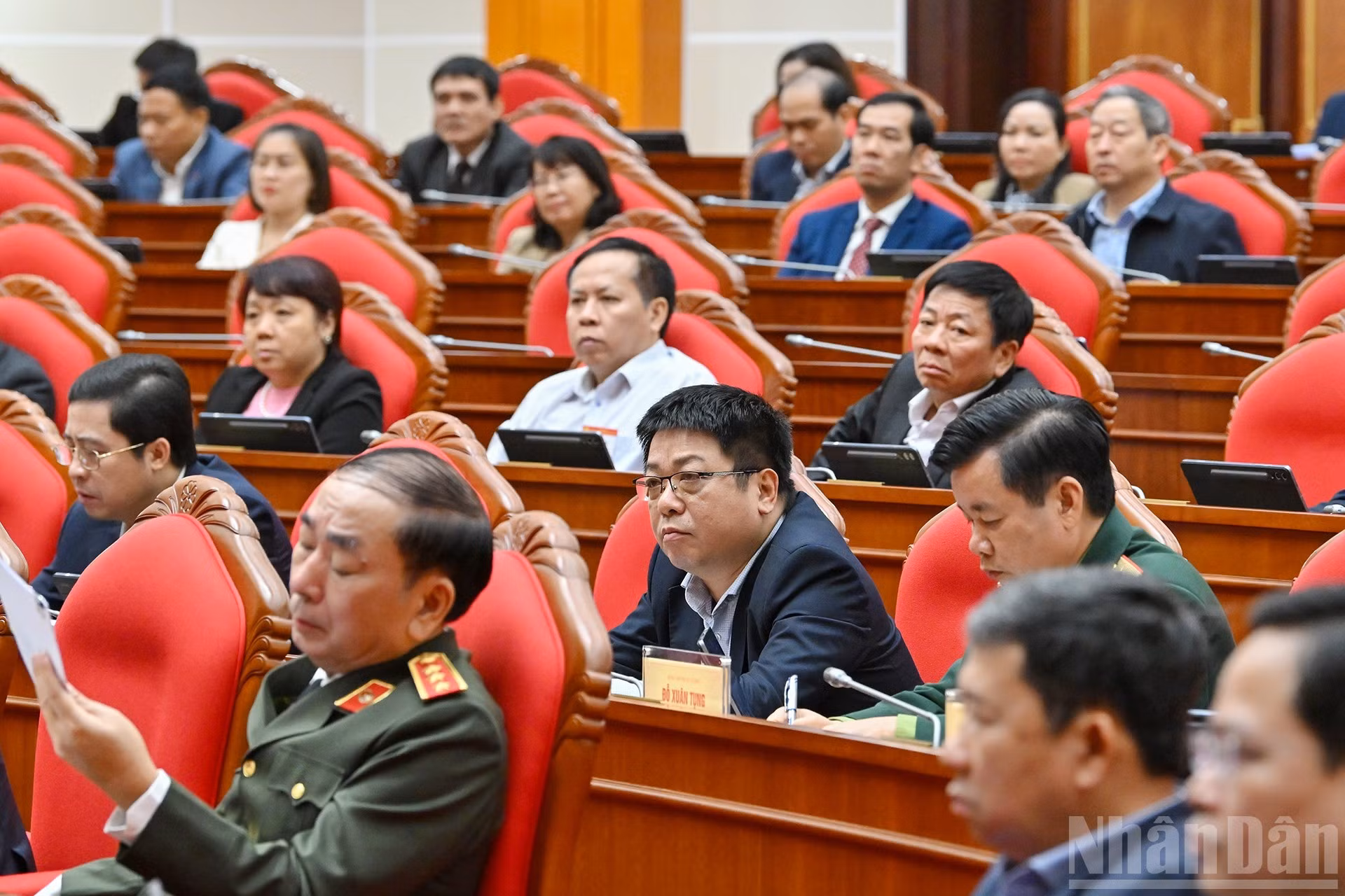 与会代表。