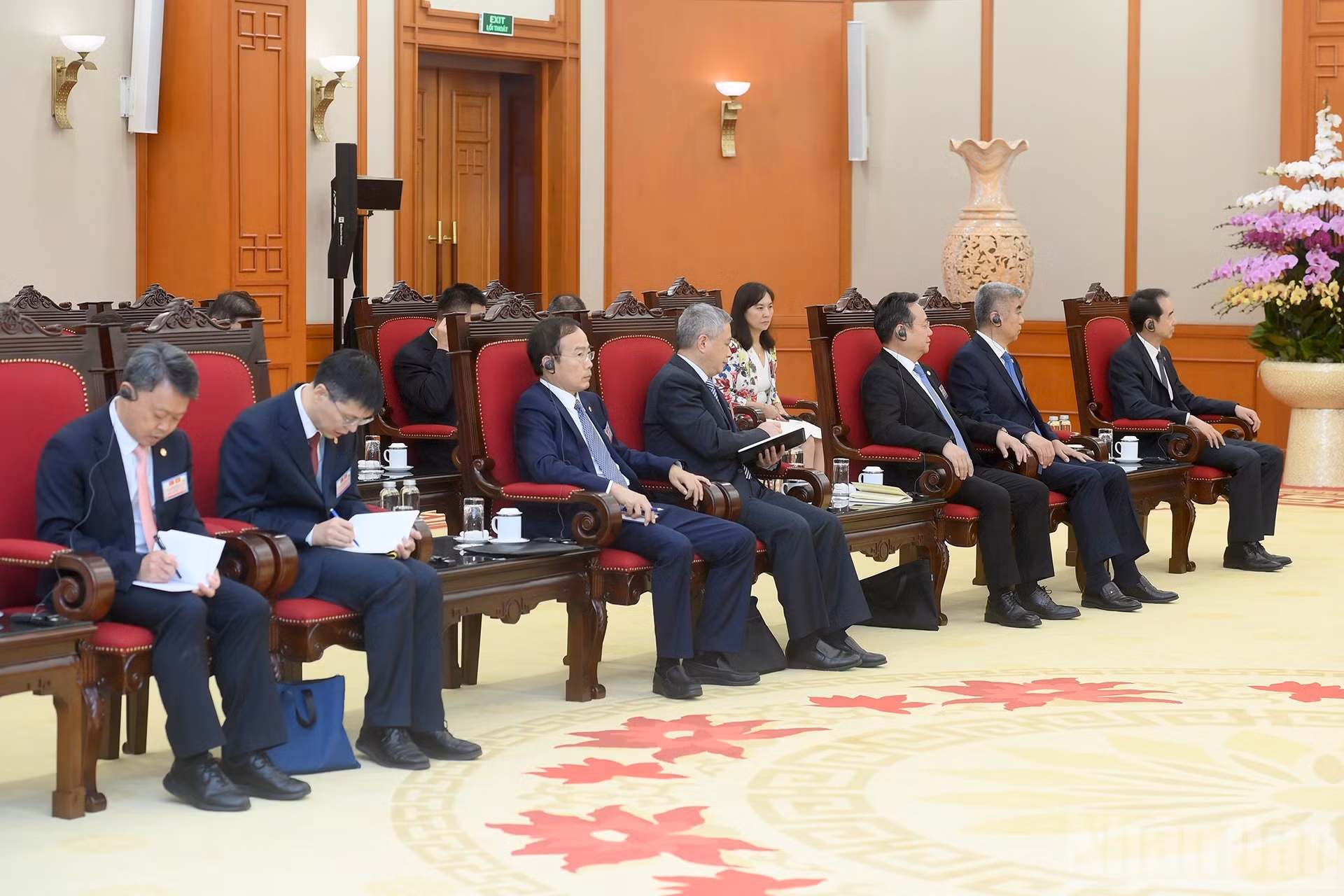 中国代表团。