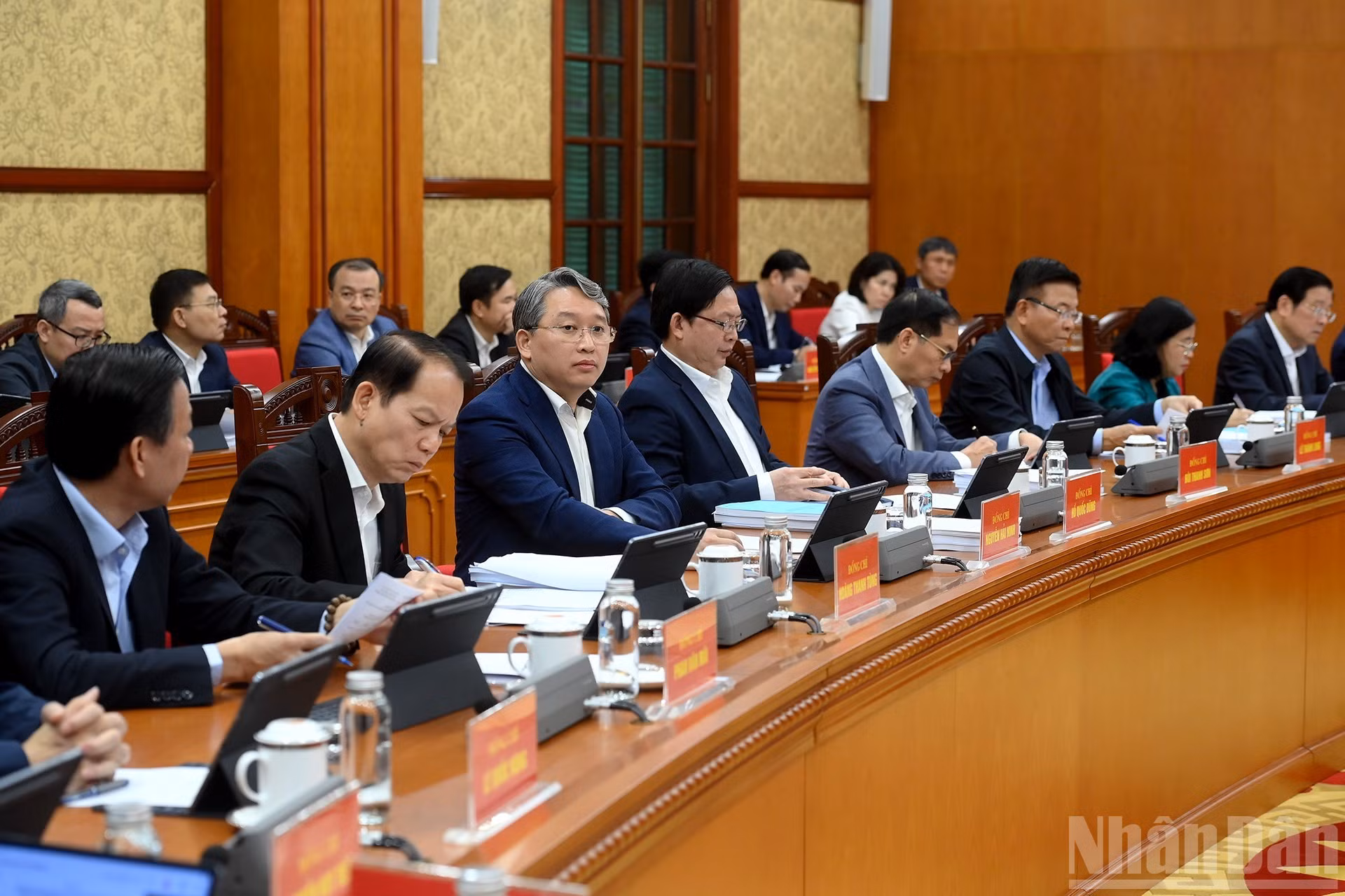 与会代表。