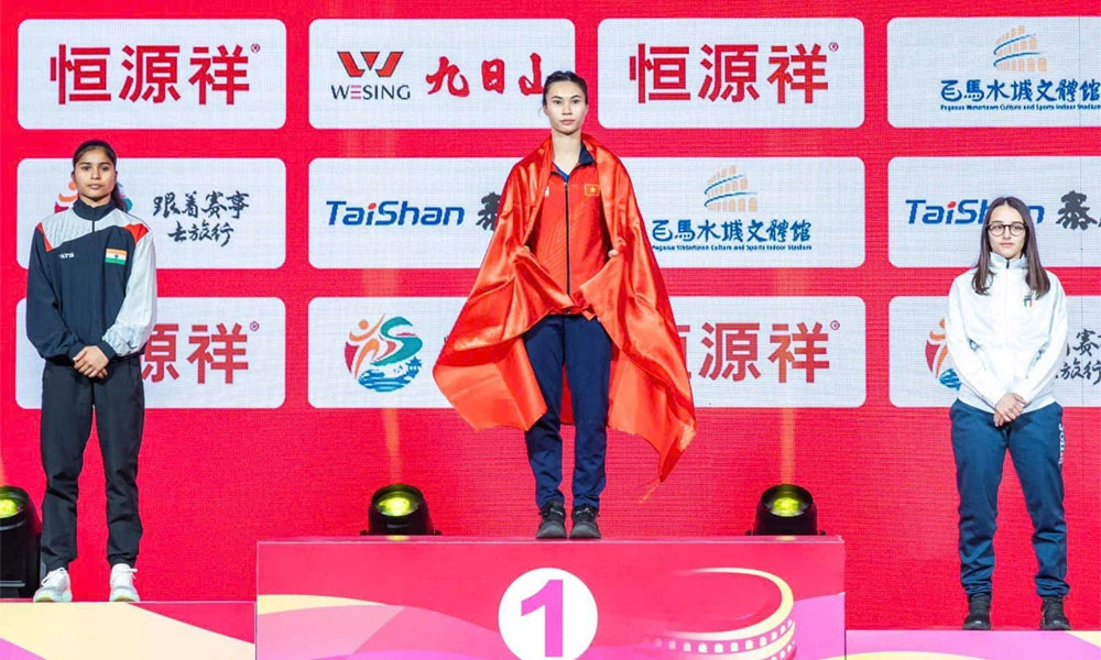 越南北江省运动员阮氏兰夺得金牌。