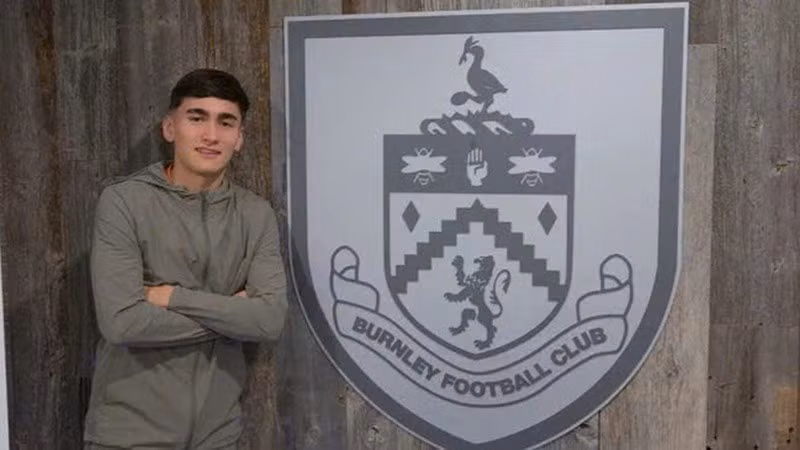 越南裔球员布兰登·李。