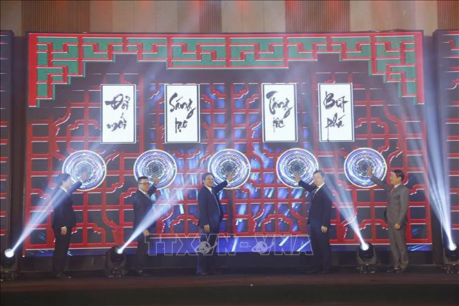 第42届全国电视节开幕现场。（图片来源：越通社）