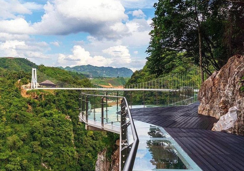 令人印象深刻地白龙玻璃桥(组图) ảnh 3 令人印象深刻地白龙玻璃桥(组图) ảnh 3