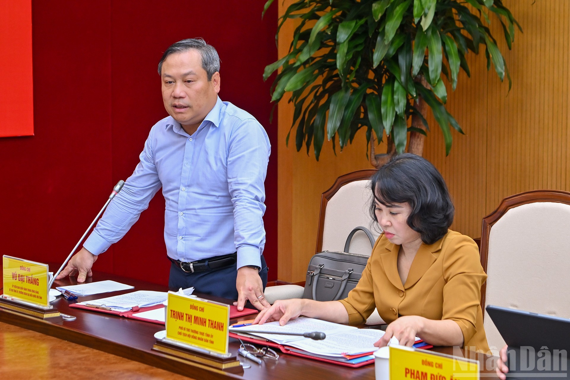广宁省委书记武大胜在会上致辞发表意见。 anh-4.jpg