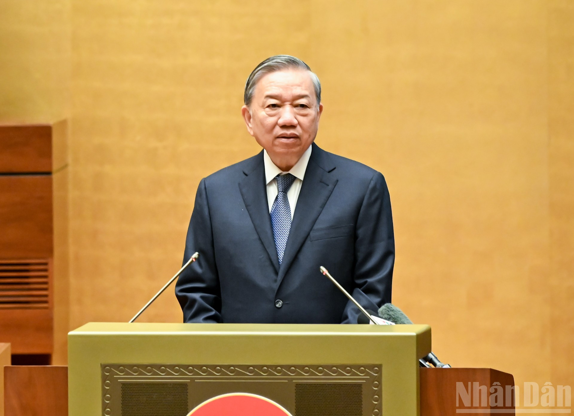 苏林总书记在会上发表指导性讲话。 anh-14.jpg