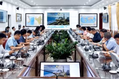 2027年APEC领导人会议周国际媒体中心建设协调工作审议会议。（图片来源：越通社）