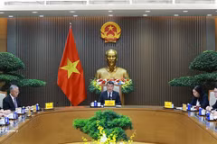 越南政府总理黎明兴与荷兰王国首相罗布·耶滕通电话。