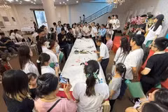 漓江画派中国画精品东盟国家巡展（越南站）开展。