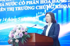 越南国家证券委员会主席武氏真芳在会上发言。（图片来源：越通社）