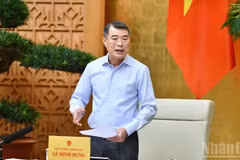 越南政府总理黎明兴在2026年6月政府立法工作专题会议上发表讲话。